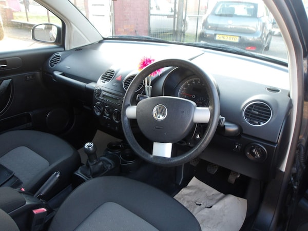 Used Volkswagen Beetle 2011 for sale - 76238655: Photo 21