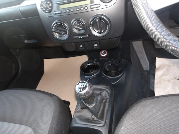 Used Volkswagen Beetle 2011 for sale - 76238655: Photo 27