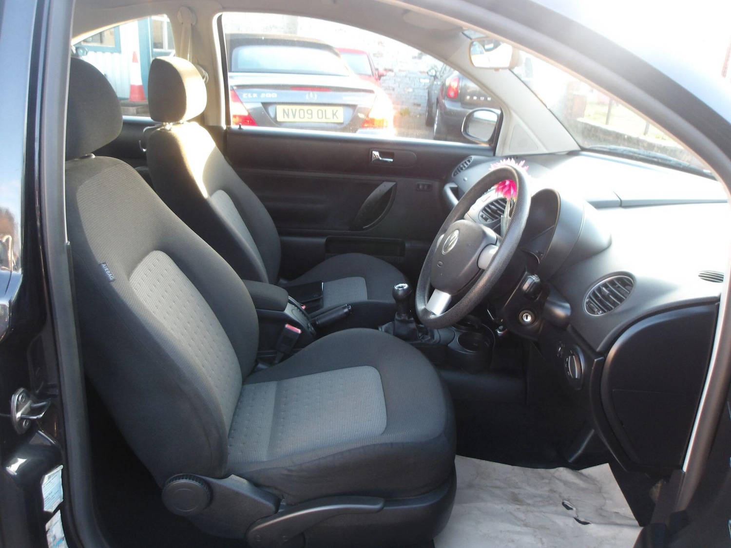 Used Volkswagen Beetle 2011 for sale - 76995658: Photo 22