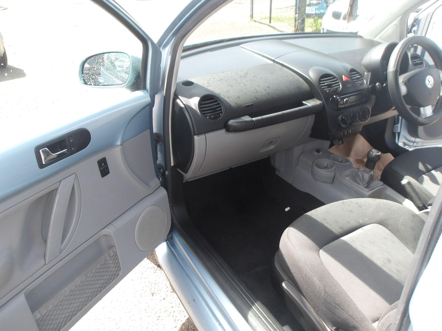 Used Volkswagen Beetle 2005 for sale - 76613353: Photo 21