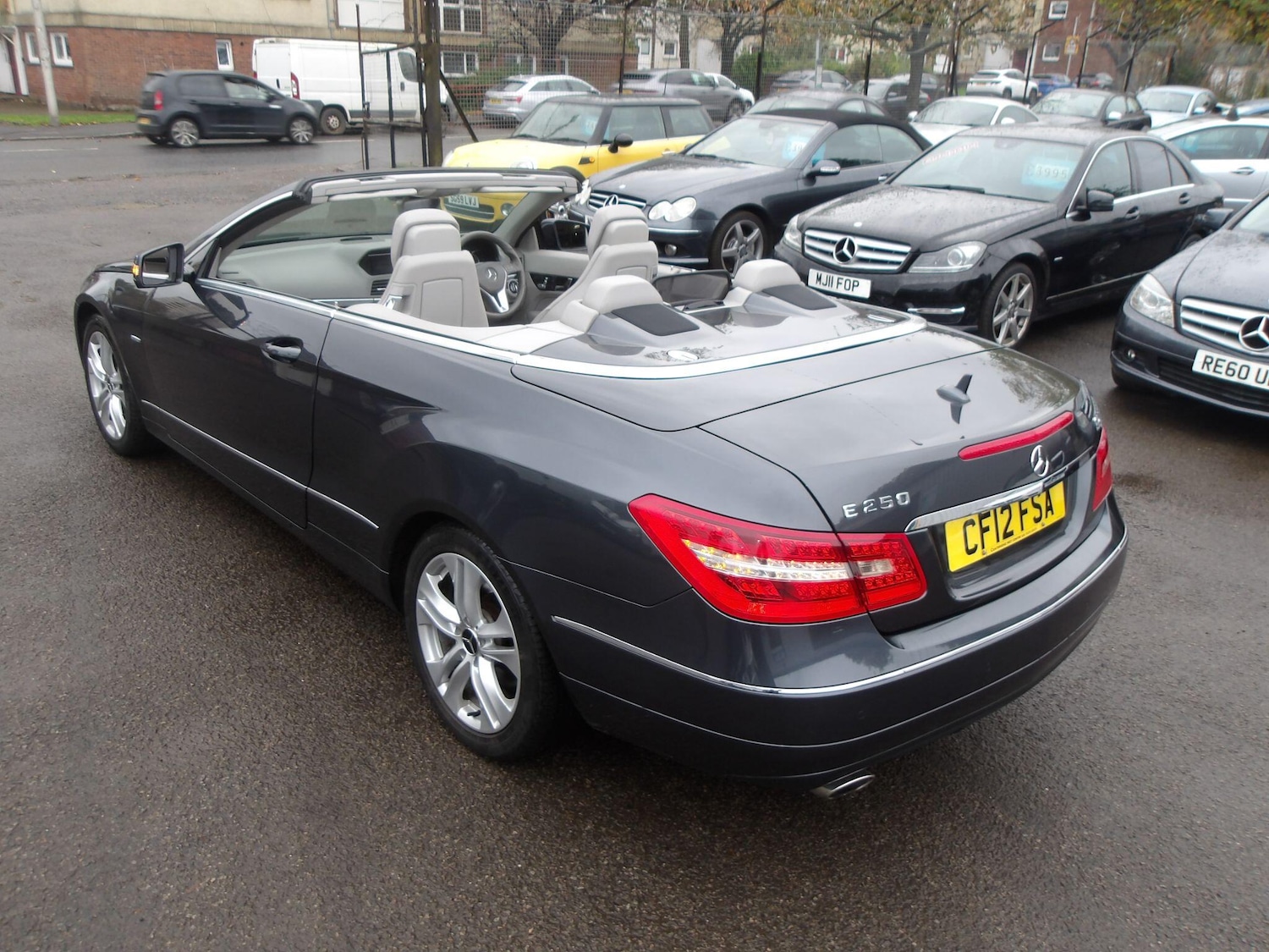 Used Mercedes-Benz E Class 2012 for sale - 76613204: Photo 7