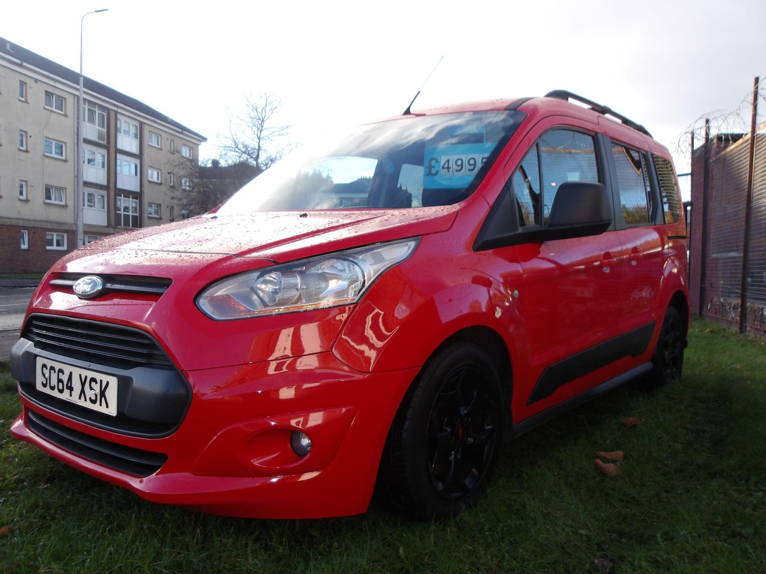 Used Ford Tourneo Connect 2015 for sale - 76991944: Photo 2