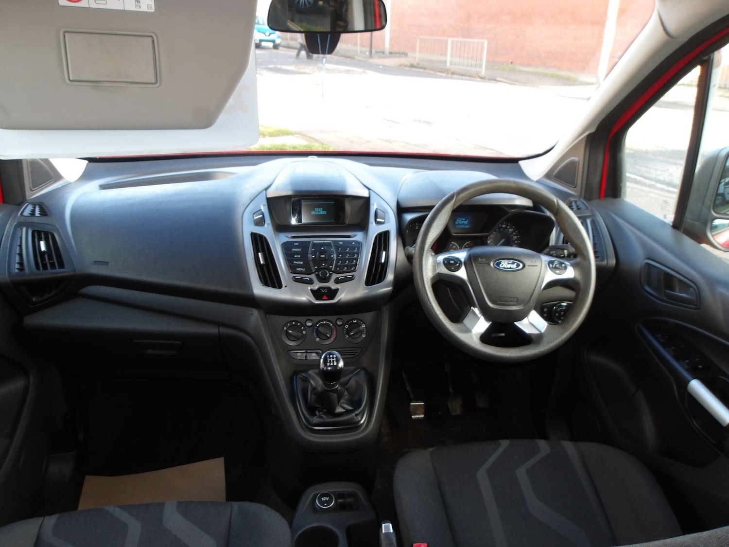 Used Ford Tourneo Connect 2015 for sale - 76991944: Photo 23
