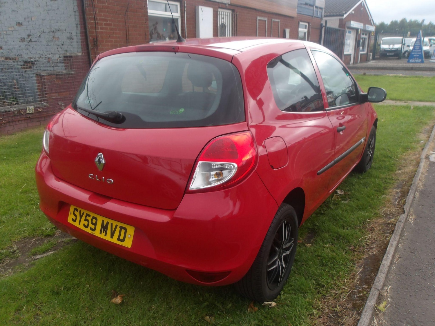 Used Renault Clio 2009 for sale - 76613332: Photo 11