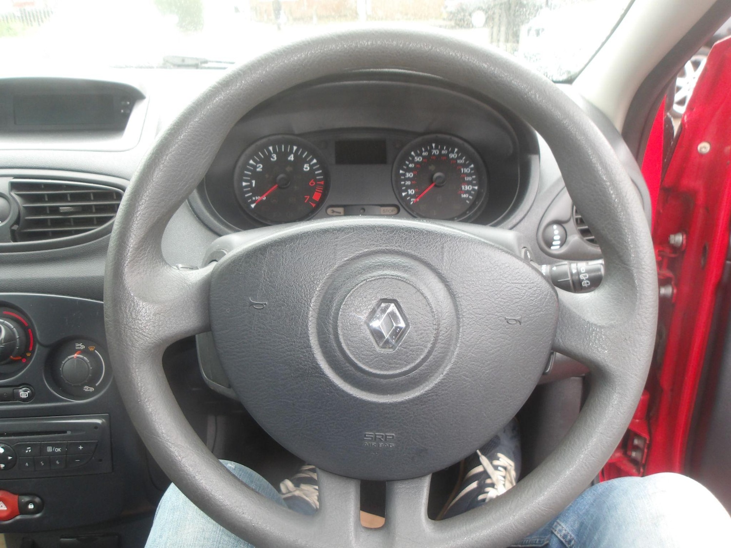 Used Renault Clio 2009 for sale - 76613332: Photo 19