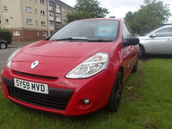 Used Renault Clio 2009 for sale - 76613332: Photo