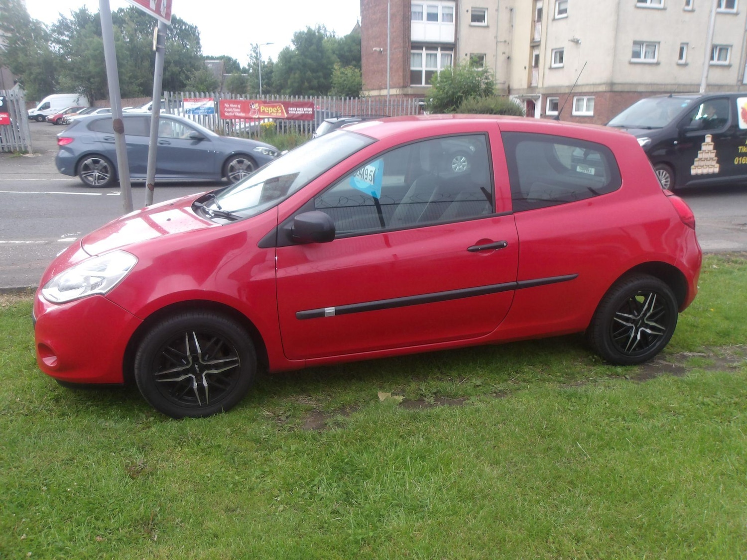 Used Renault Clio 2009 for sale - 76613332: Photo 8