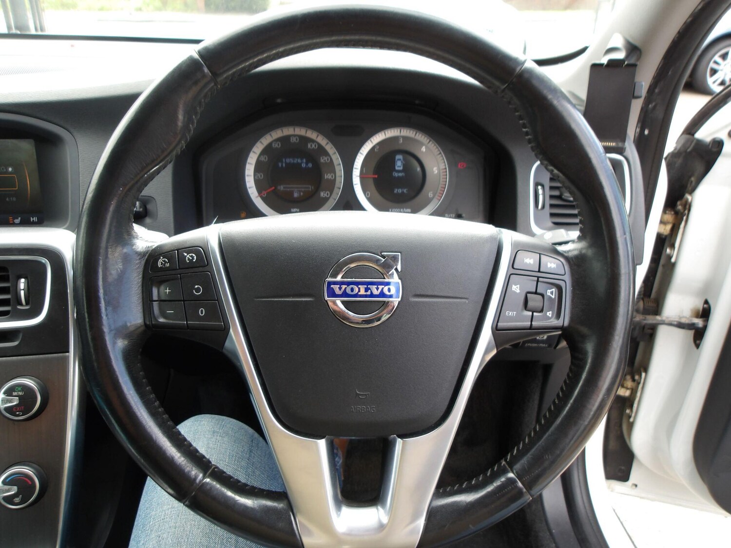 Vehicle 28