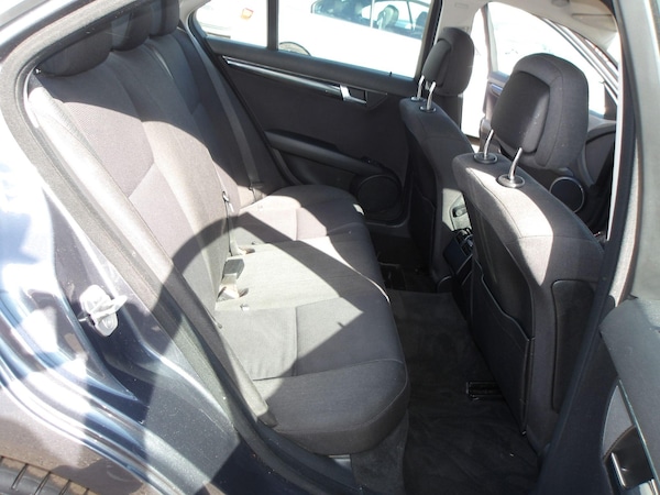 Used Mercedes-Benz C-Class 2010 for sale - 75645796: Photo 19