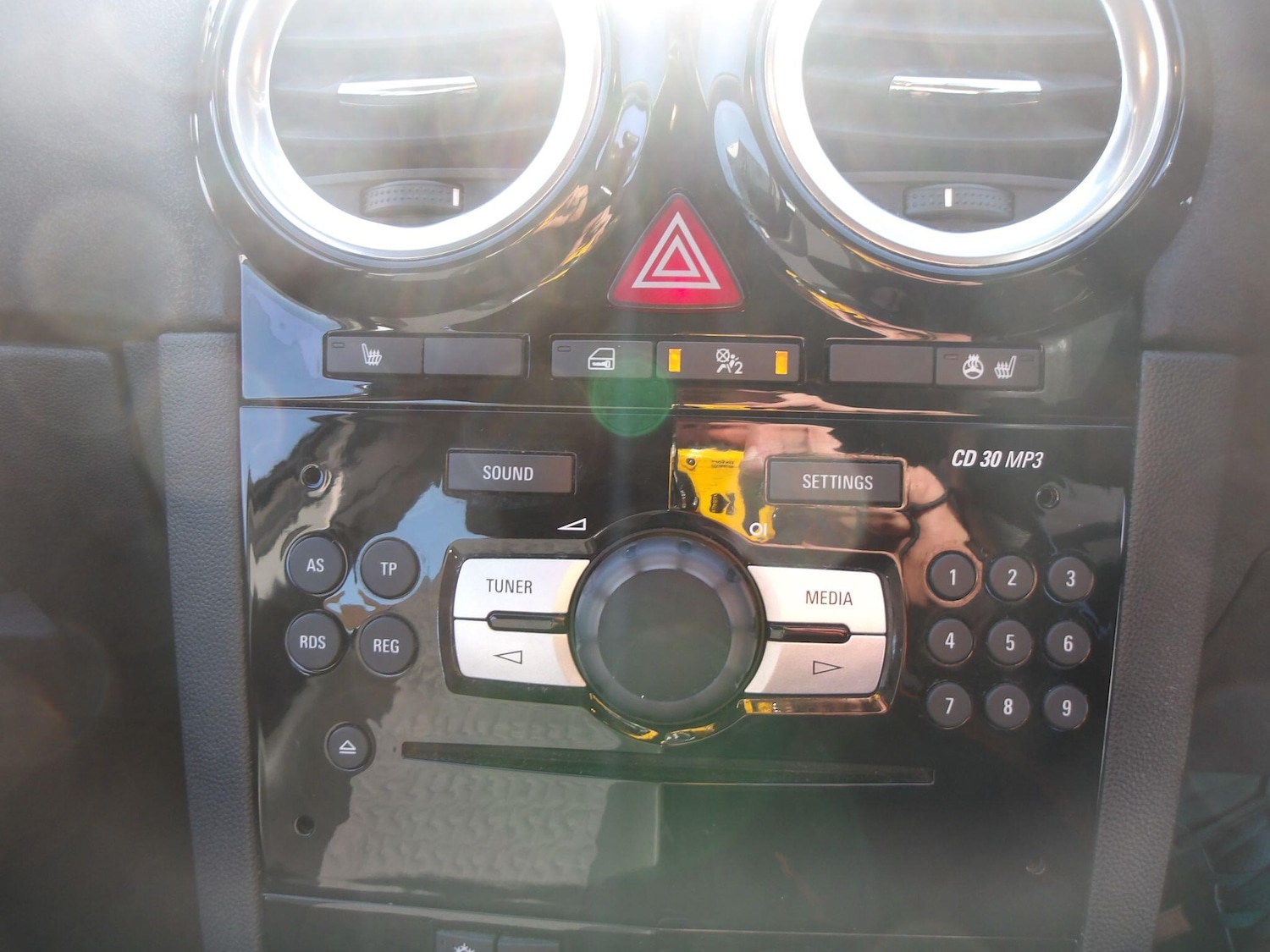 Used Vauxhall Corsa 2013 for sale - 76398833: Photo 26