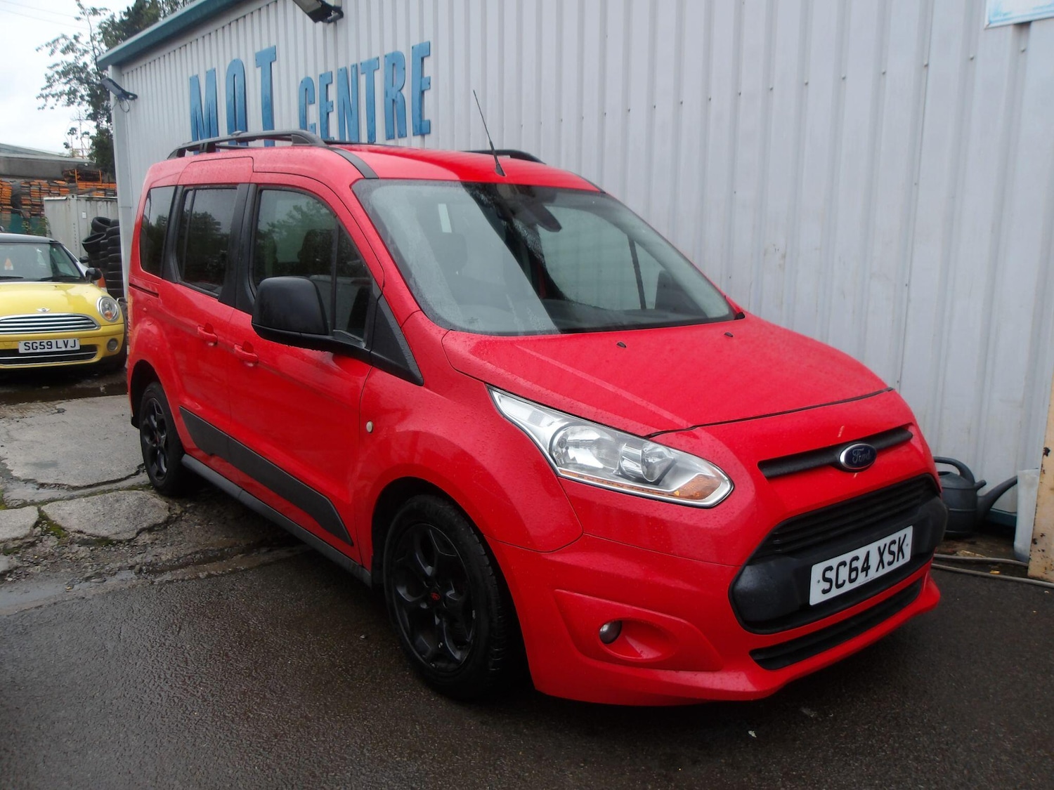 Used Ford Tourneo Connect 2015 for sale - 76613079: Photo 1