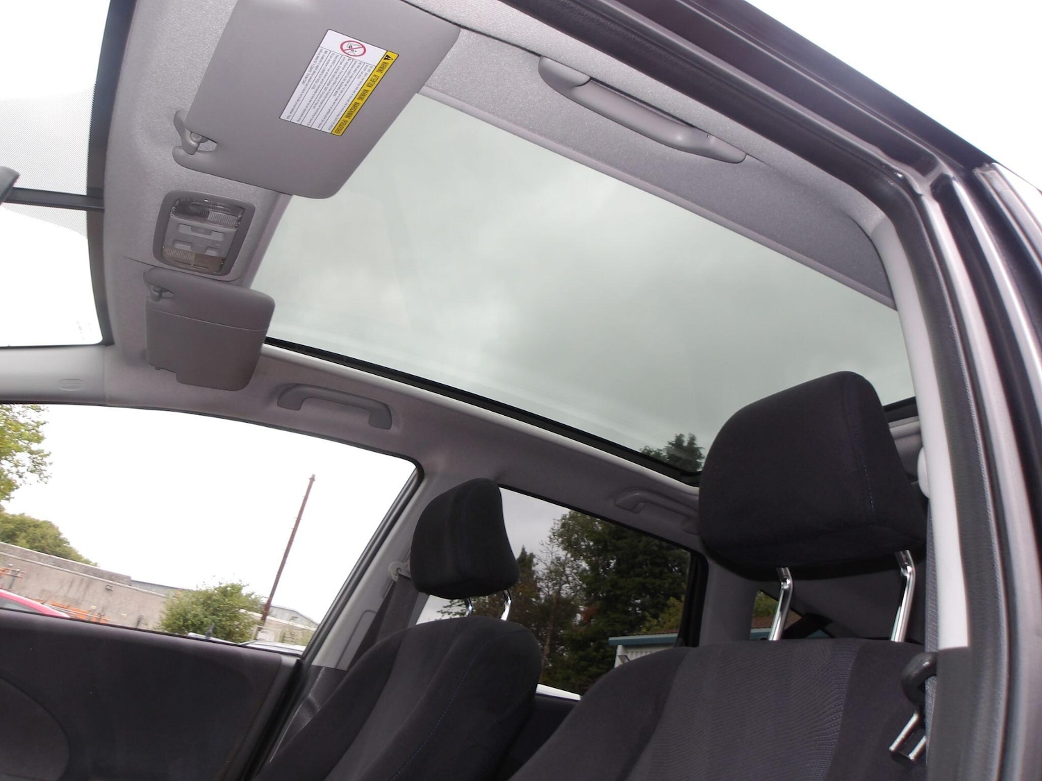 Used Honda Jazz 2010 for sale - 76122280: Photo 25