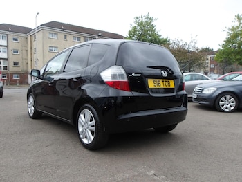Used Honda Jazz 2010 for sale - 76122280: Photo 3