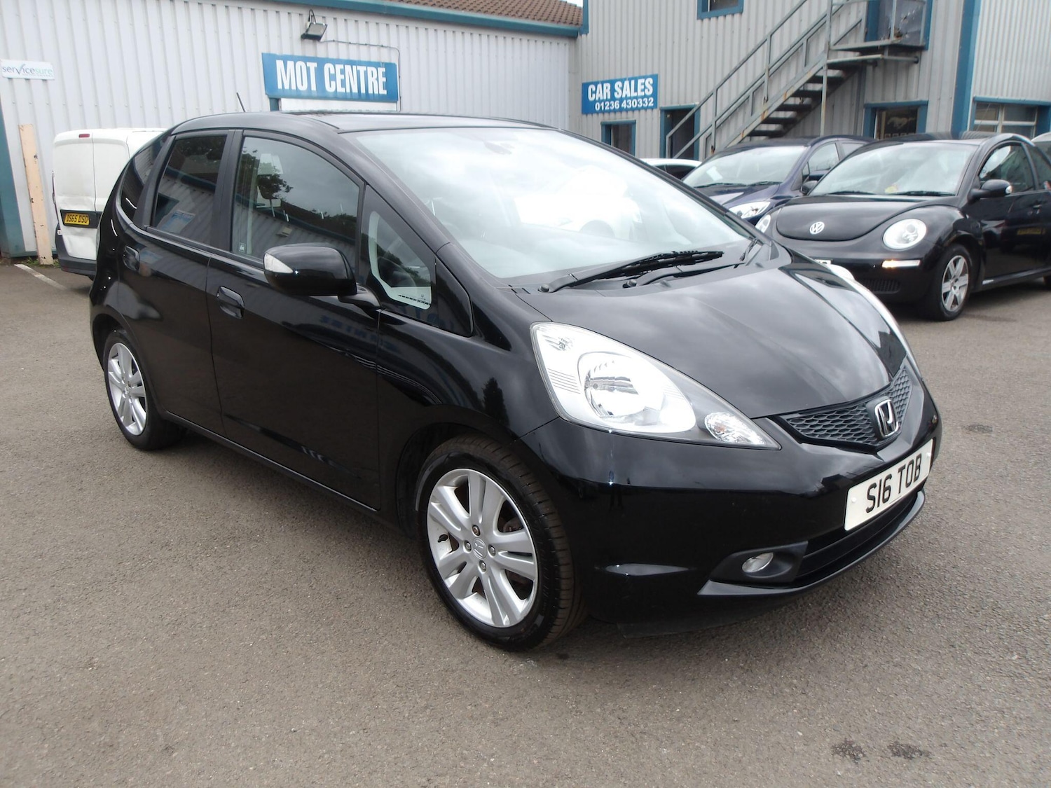 Used Honda Jazz 2010 for sale - 76122280: Photo 9