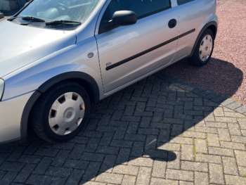 Used Vauxhall Corsa 2003 for sale - 74614405: Photo