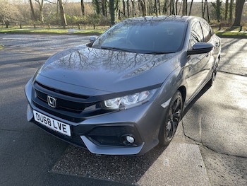 Used Honda Civic 2018 for sale - 77220209: Photo