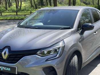 Used Renault Captur 2021 for sale - 74476982: Photo