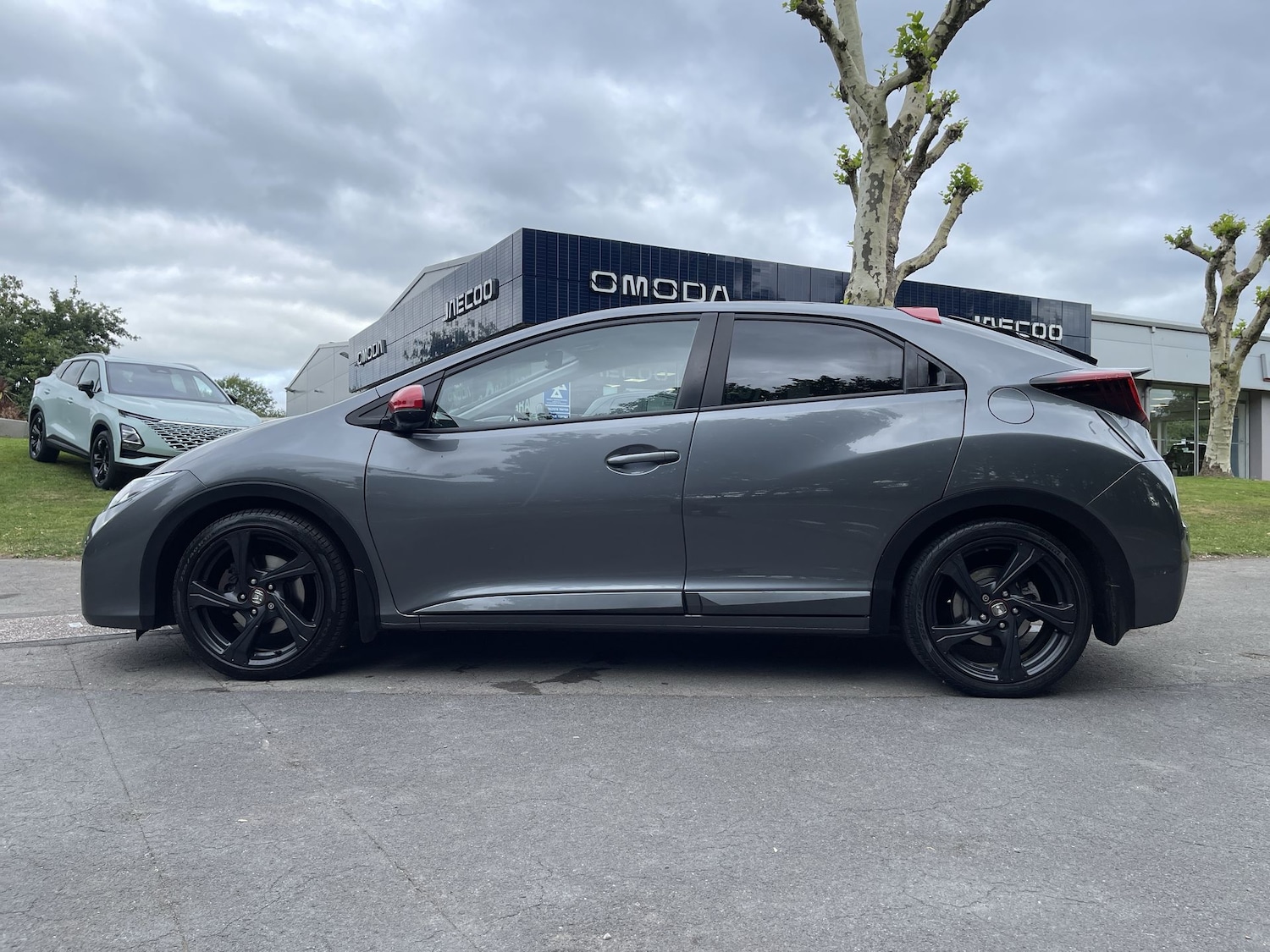 Vehicle 5