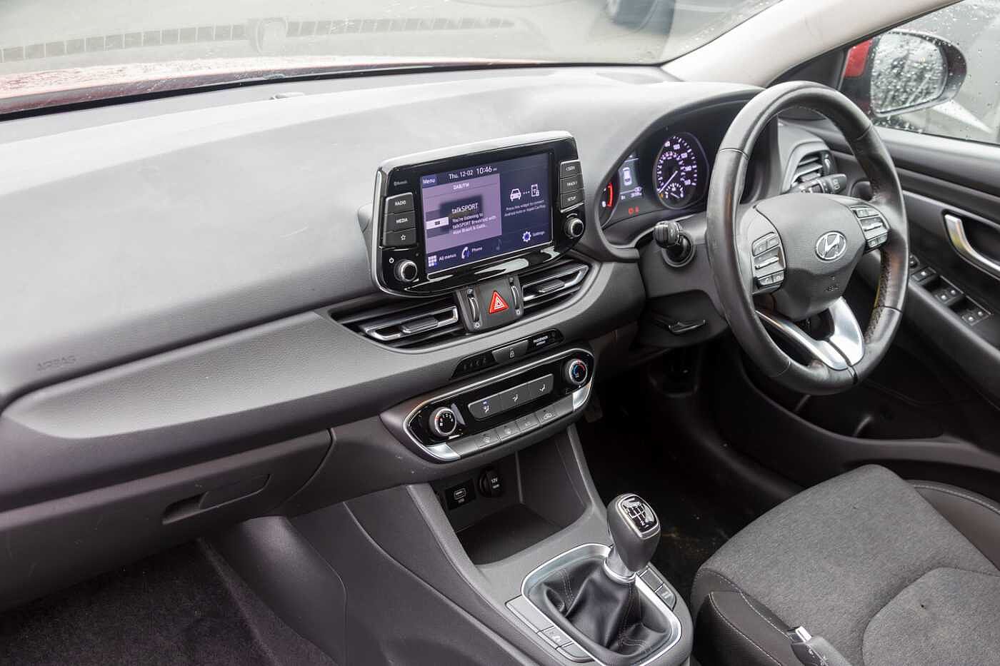 Used Hyundai i30 2023 for sale - 78021616: Photo 2