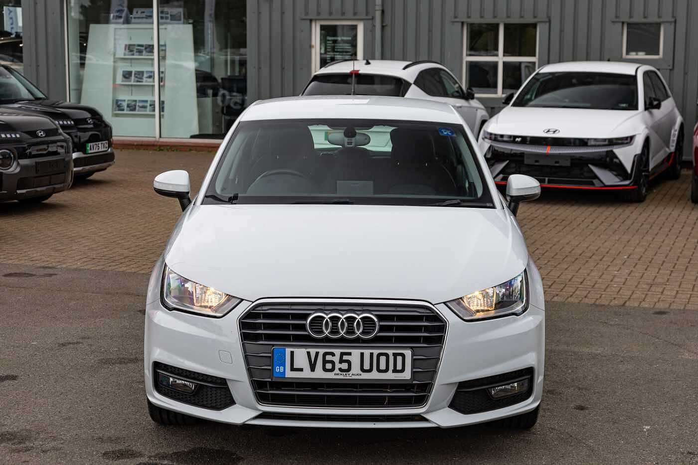 Used Audi A1 2015 for sale - 78021672: Photo 2
