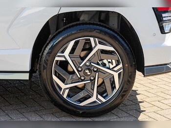 Used Hyundai KONA 2025 for sale - 78021614: Photo