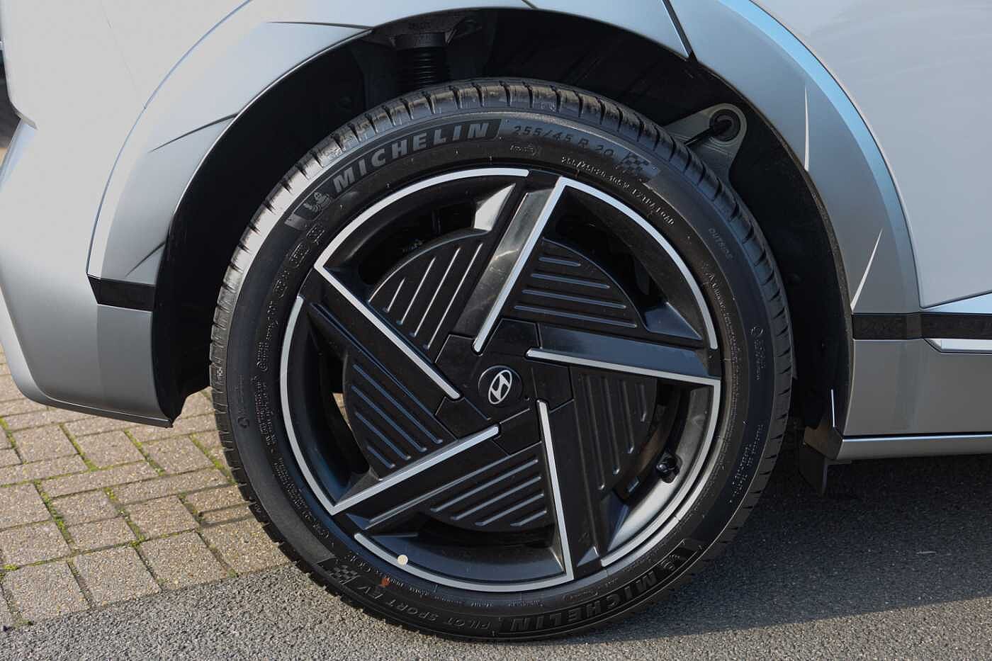 Used Hyundai IONIQ 5 2025 for sale - 78021611: Photo 5