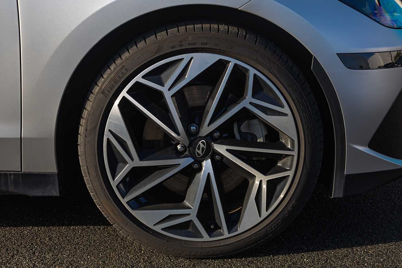 Used Hyundai IONIQ 6 2025 for sale - 78021636: Photo 5