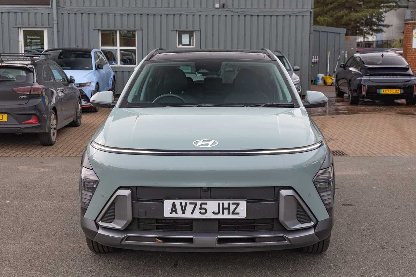 Used Hyundai KONA 2025 for sale - 78021644: Photo 2