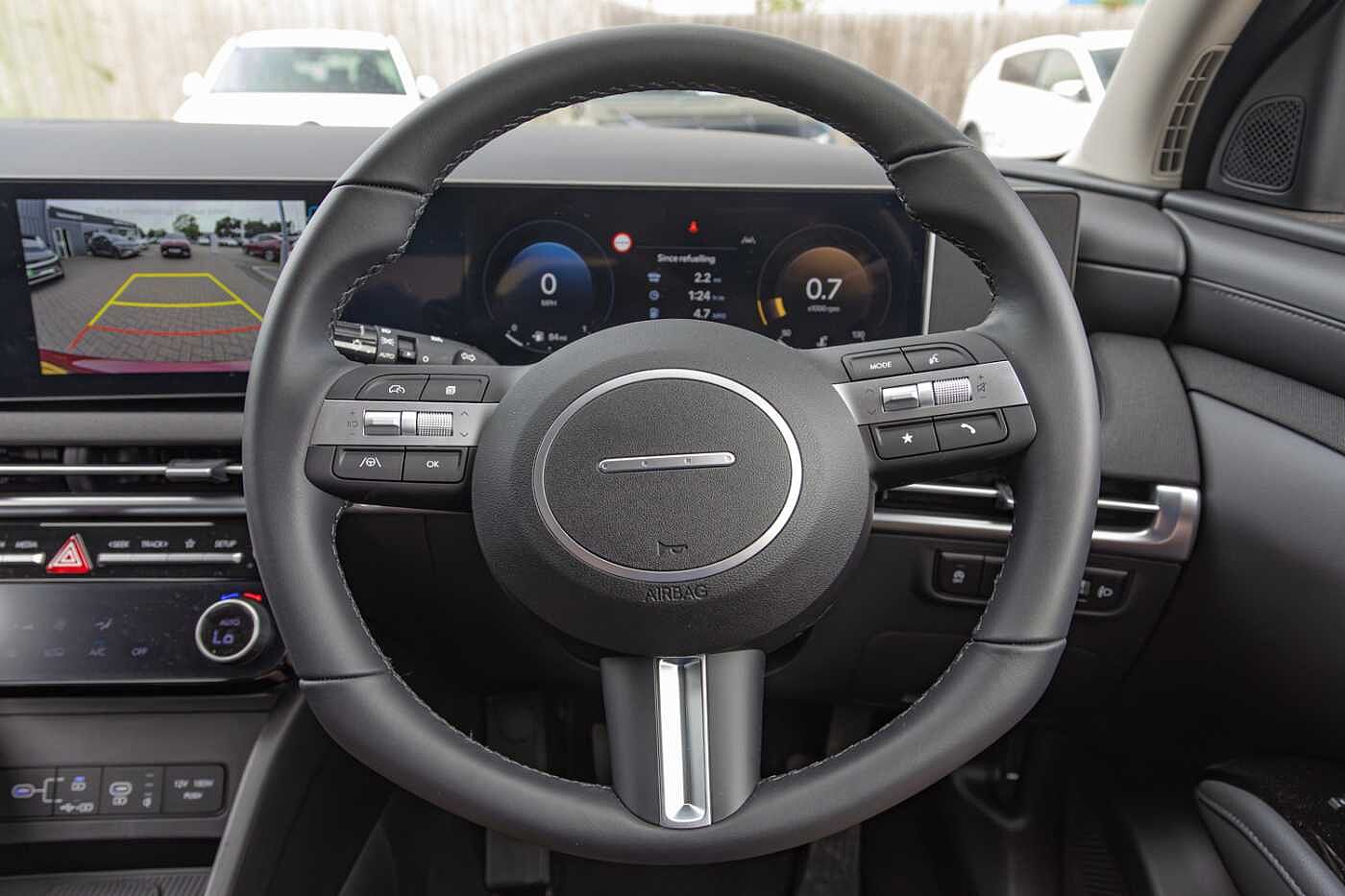 Used Hyundai TUCSON 2025 for sale - 78021630: Photo 2