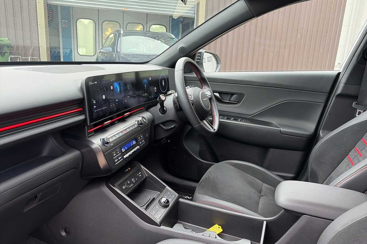 Used Hyundai KONA 2025 for sale - 78021623: Photo 2