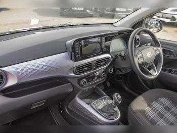 Used Hyundai i10 2025 for sale - 78140452: Photo