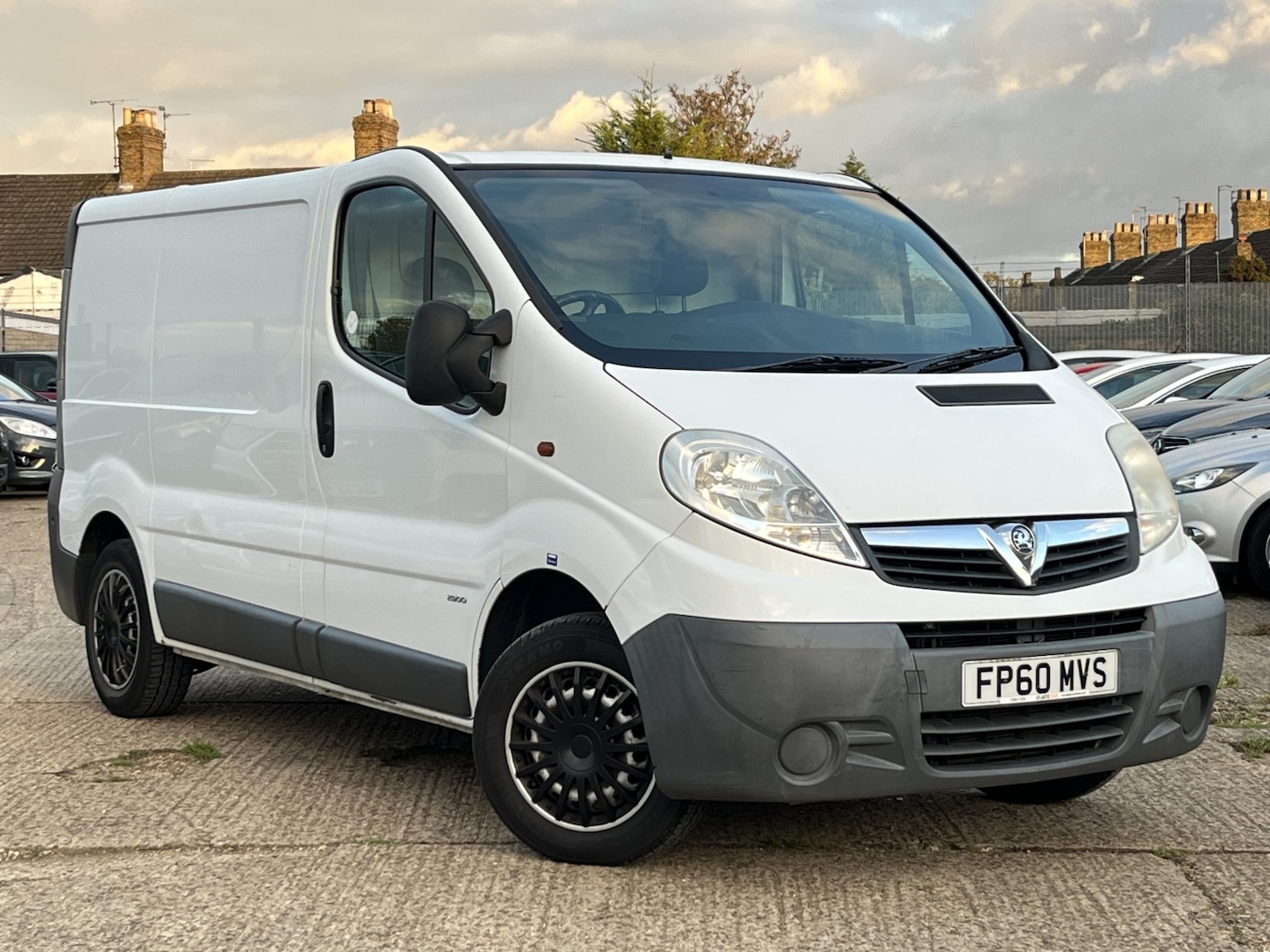 Used Vauxhall Vivaro 2010 for sale - 76396993: Photo 1