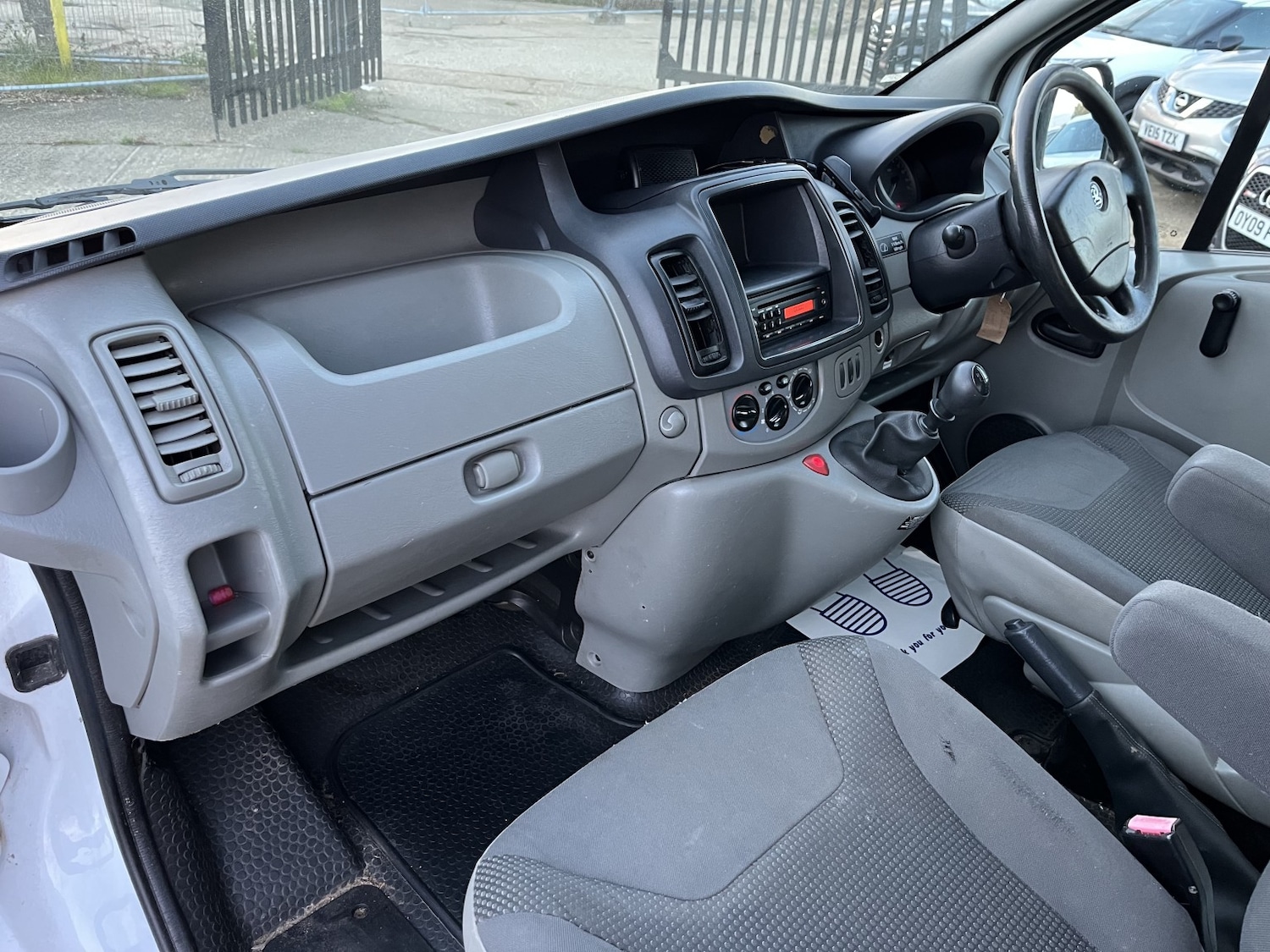 Used Vauxhall Vivaro 2010 for sale - 76396993: Photo 15