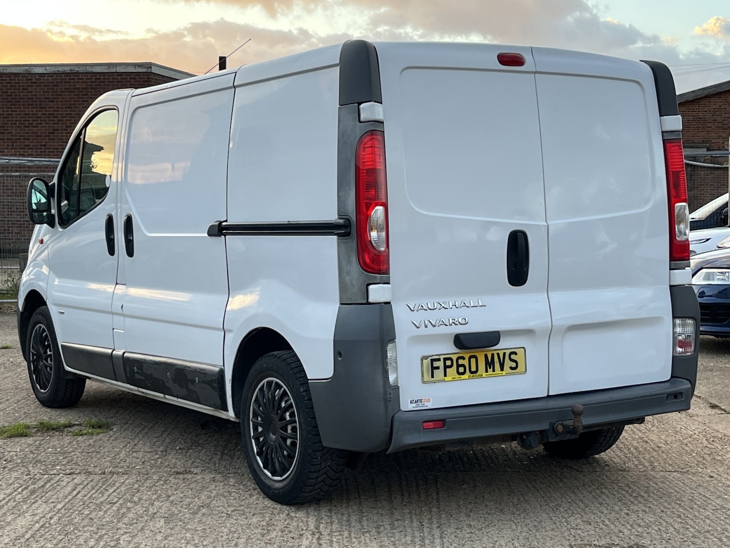 Used Vauxhall Vivaro 2010 for sale - 76396993: Photo 3