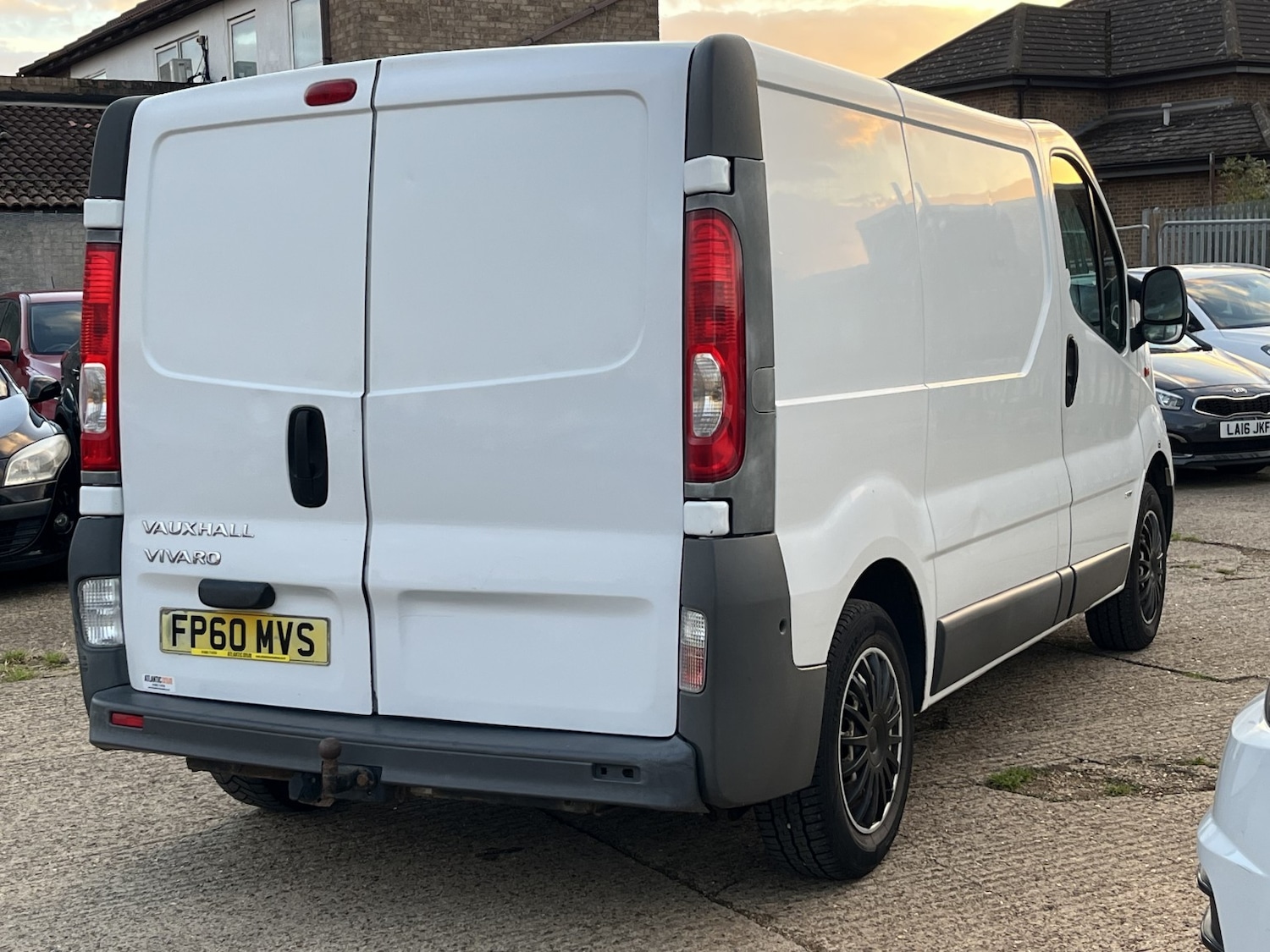 Used Vauxhall Vivaro 2010 for sale - 76396993: Photo 4