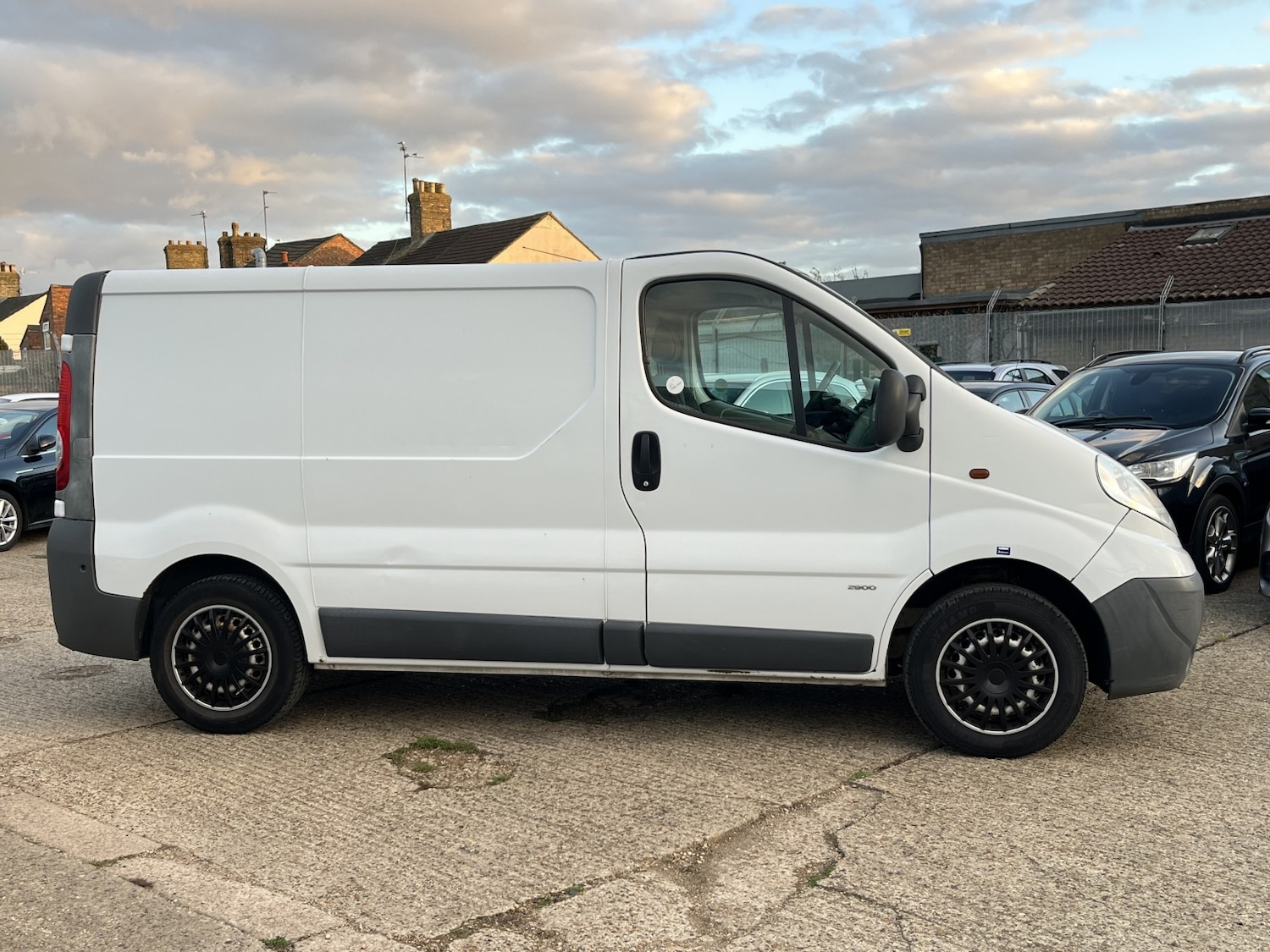 Used Vauxhall Vivaro 2010 for sale - 76396993: Photo 5