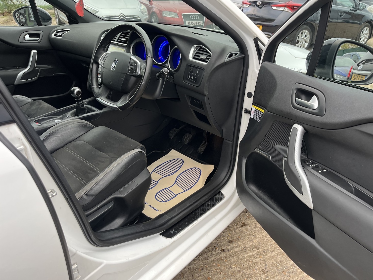 Used DS Automobiles DS 4 Crossback 2016 for sale - 76286983: Photo 13