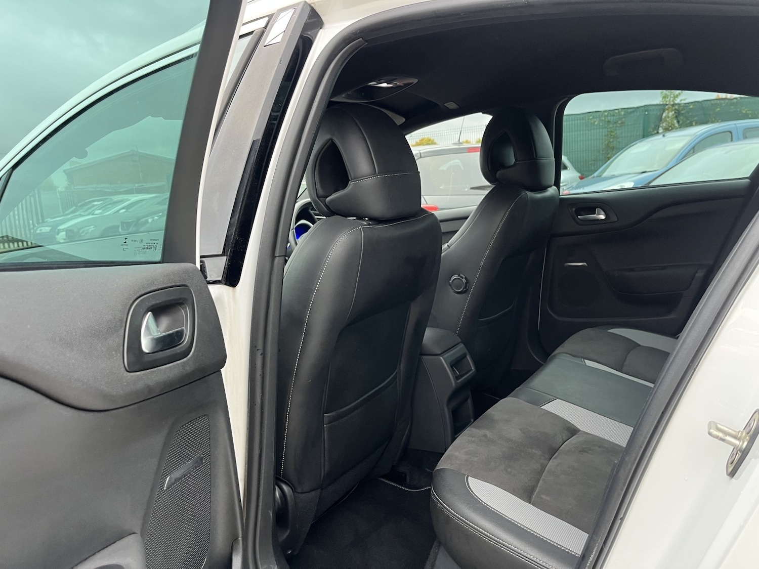 Used DS Automobiles DS 4 Crossback 2016 for sale - 76286983: Photo 15
