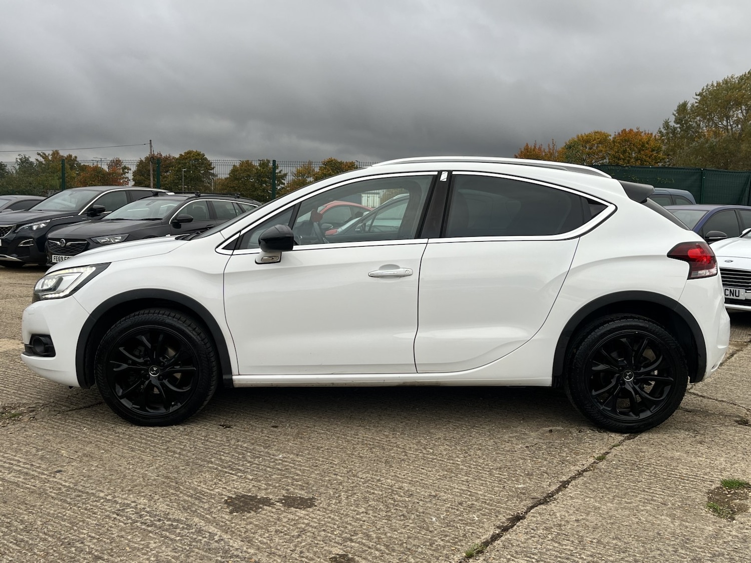 Used DS Automobiles DS 4 Crossback 2016 for sale - 76286983: Photo 6