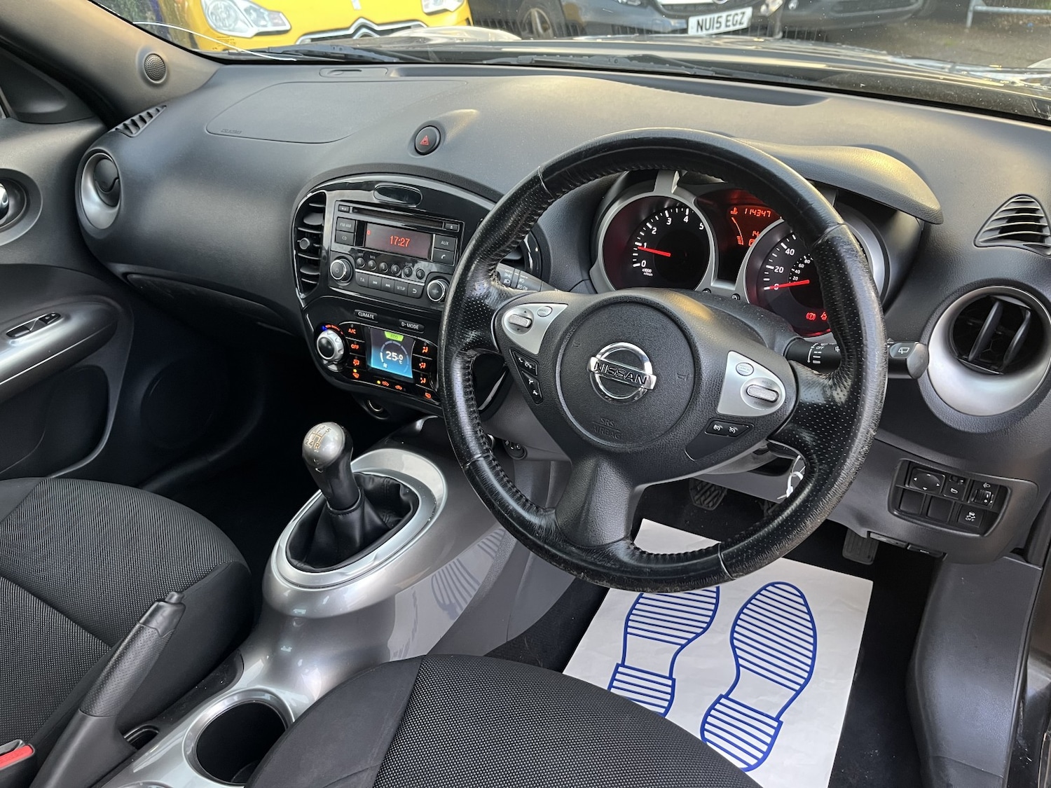Used Nissan Juke 2011 for sale - 76329771: Photo 10