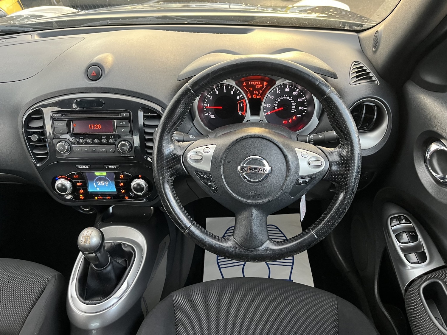 Used Nissan Juke 2011 for sale - 76329771: Photo 14