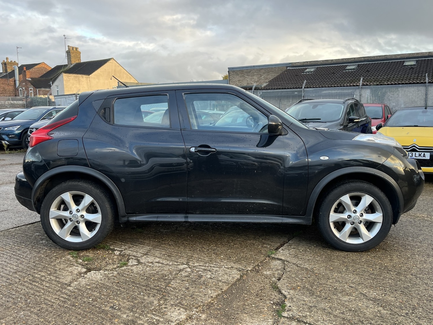 Used Nissan Juke 2011 for sale - 76329771: Photo 3