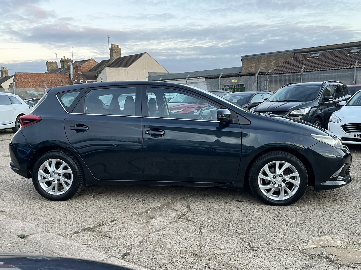Used Toyota Auris 2017 for sale - 76218785: Photo 5
