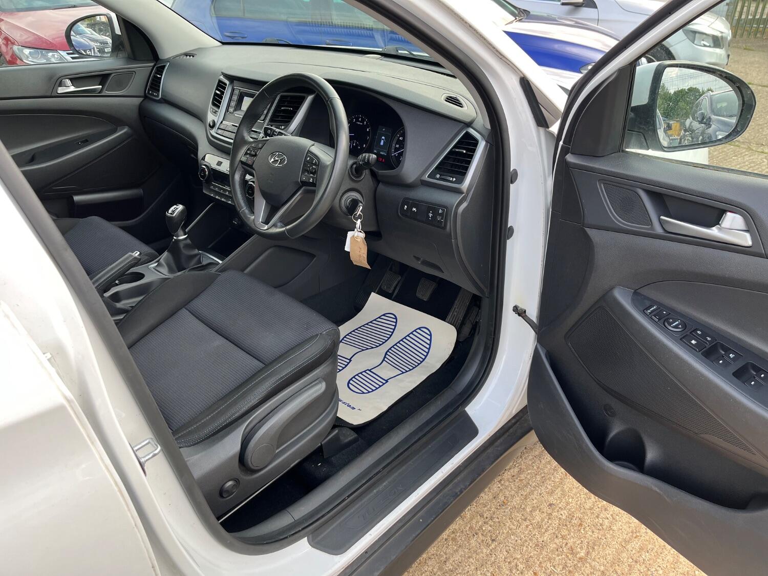 Used Hyundai TUCSON 2016 for sale - 76794649: Photo 12