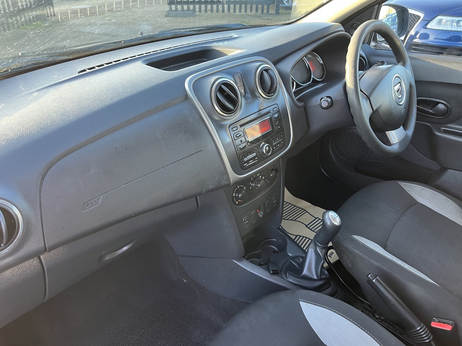 Used Dacia Sandero Stepway 2014 for sale - 77363561: Photo 11