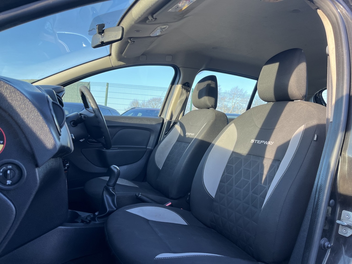 Used Dacia Sandero Stepway 2014 for sale - 77363561: Photo 15