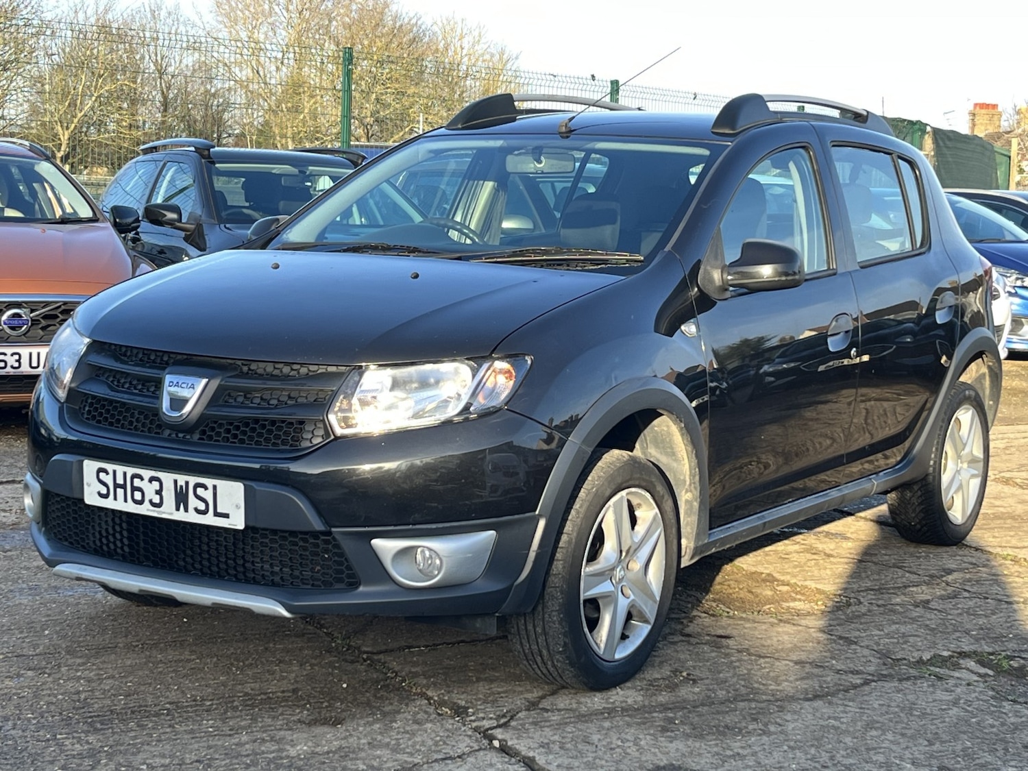 Used Dacia Sandero Stepway 2014 for sale - 77363561: Photo 2