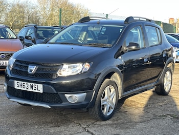 Used Dacia Sandero Stepway 2014 for sale - 77363561: Photo