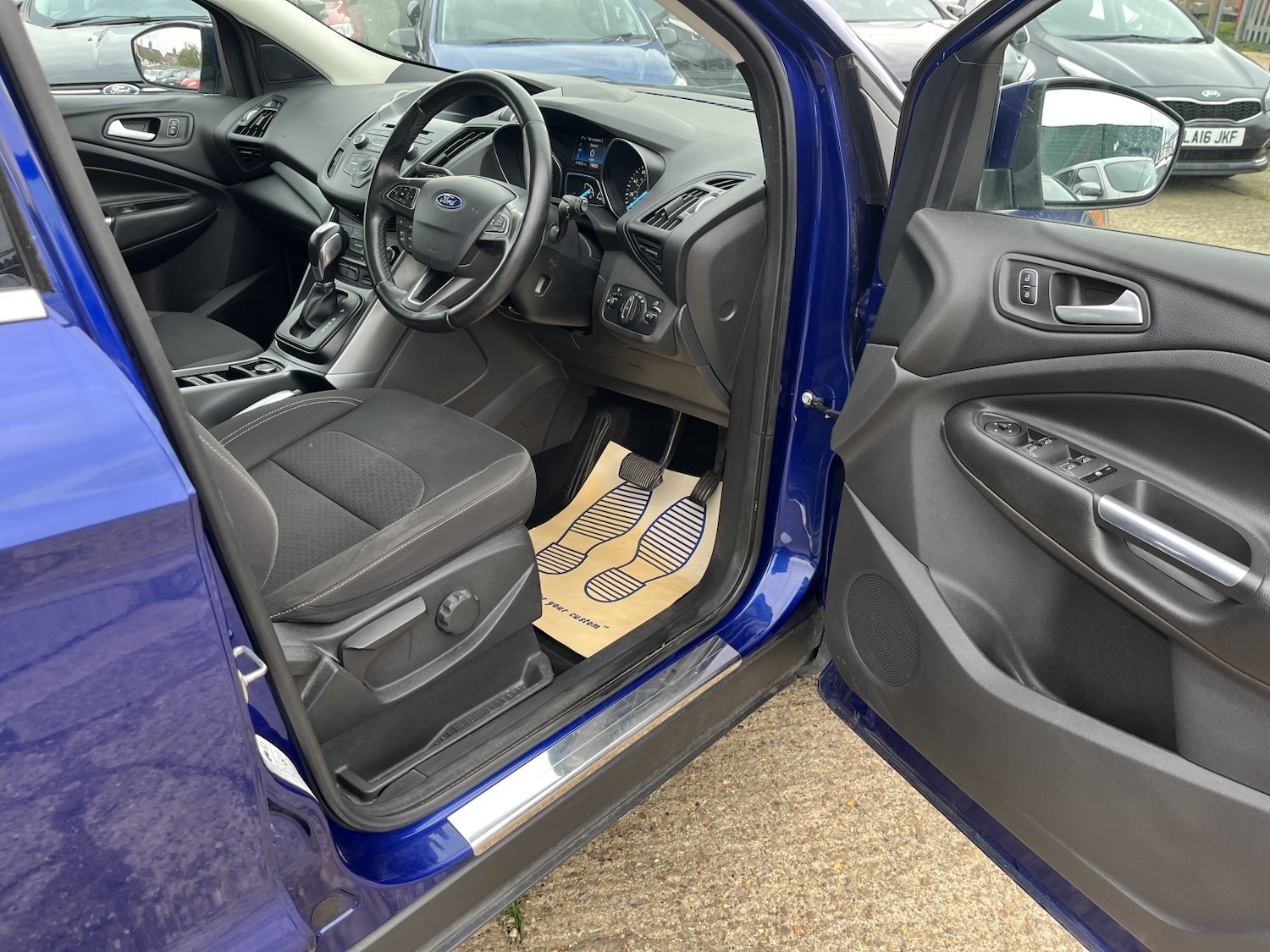 Used Ford Kuga 2017 for sale - 76559936: Photo 11