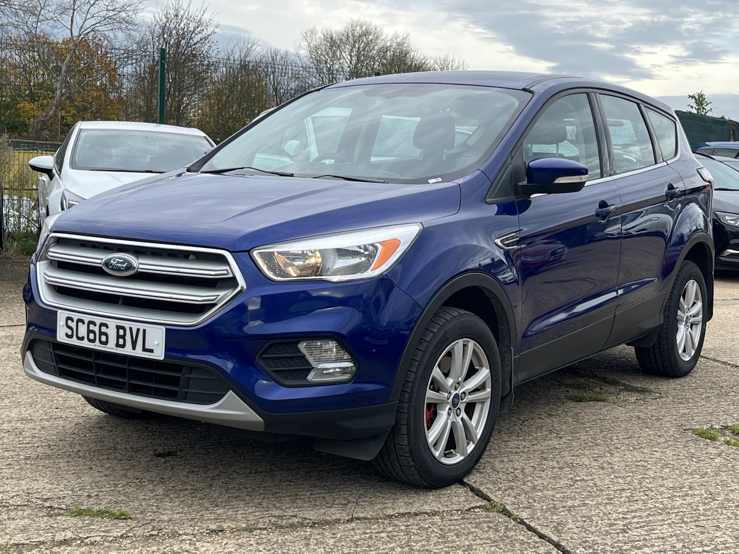 Used Ford Kuga 2017 for sale - 76559936: Photo 2